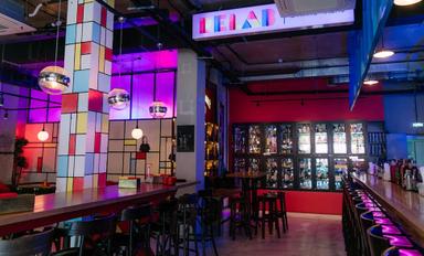 Relab Cocktail Bar